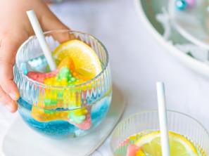 SPAR Mahlzeit Limonade mit Meerestier-Eiswürfel