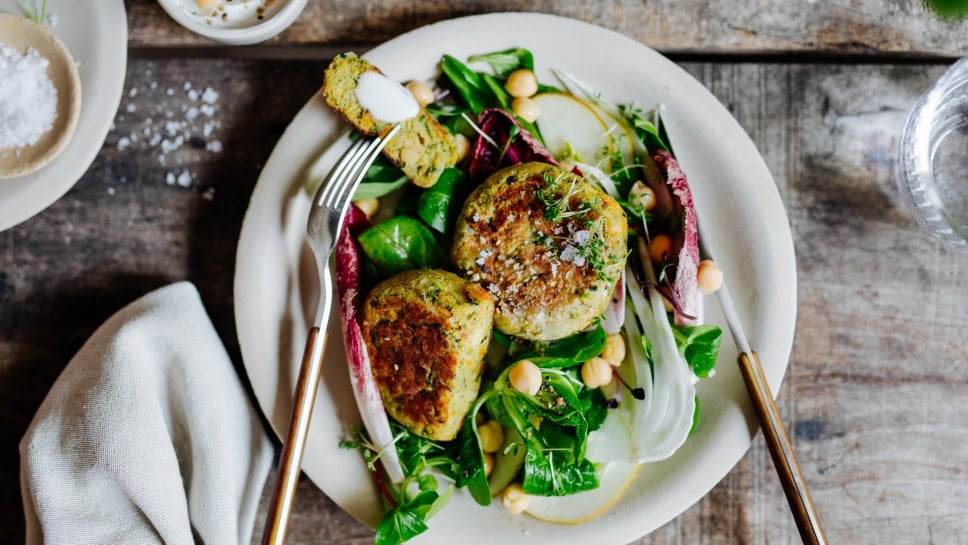 SPAR Mahlzeit Kichererbsen- Gemüse-Laibchen mit Fenchelsalat