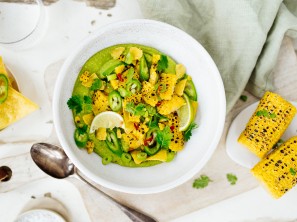 SPAR Mahlzeit Mais-Salat mit Avocado-Creme