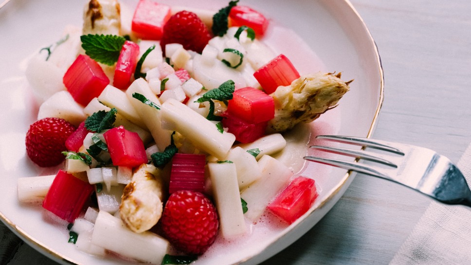SPAR Mahlzeit Rhabarber-Spargel-Ceviche