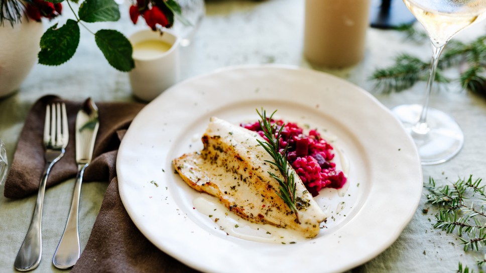 SPAR Mahlzeit! Forellen Filets mit Rote Rüben Graupen-Risotto und Krensauce  