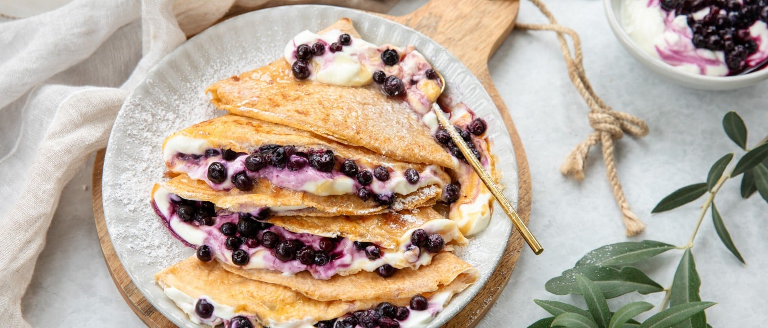 Skyr-Crepes mit Beeren