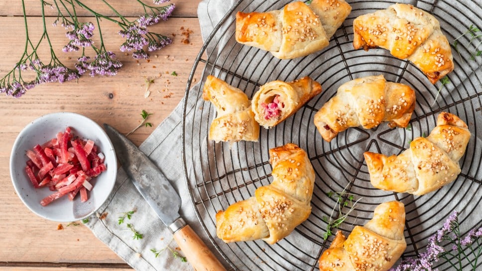 Schinken-Speck-Käse-Minikipferl