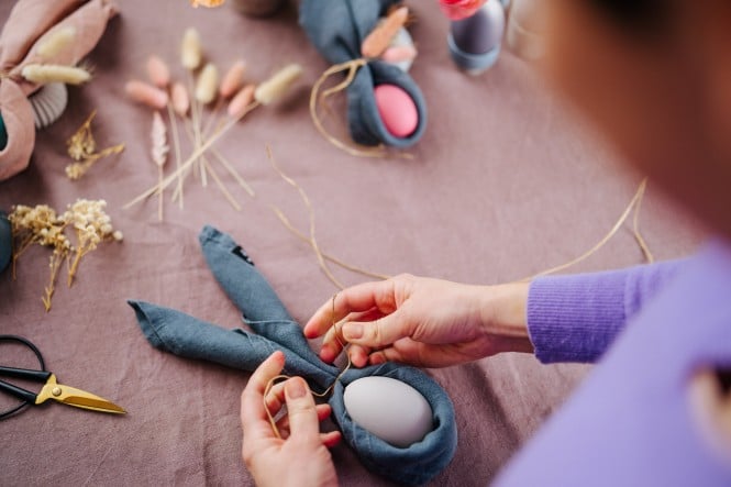 SPAR Mahlzeit DIY Osterhasen-Servietten
