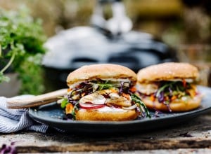 Pulled Chicken Burger