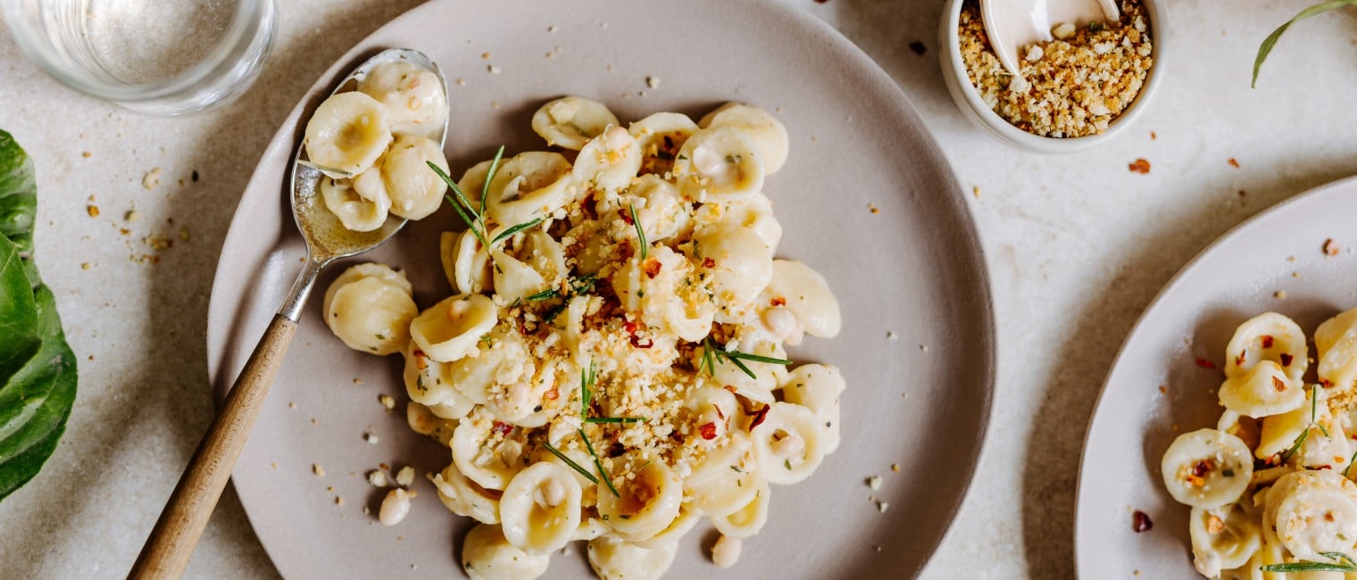 Orecchiette mit weißen Bohnen und Rosamrin