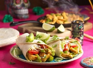 Fajita mit Hühnerfleisch und grünem Paprika