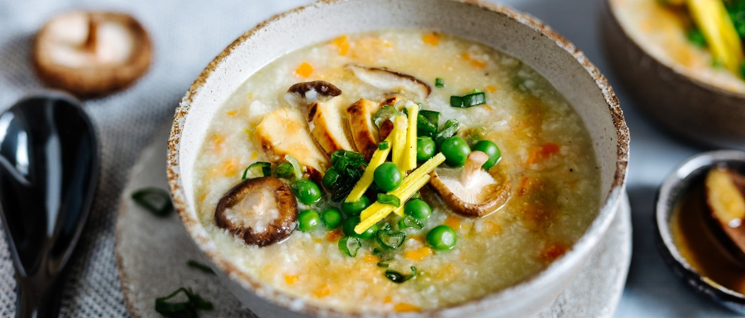 Reissuppe mit Huhn und Miso-Sauce