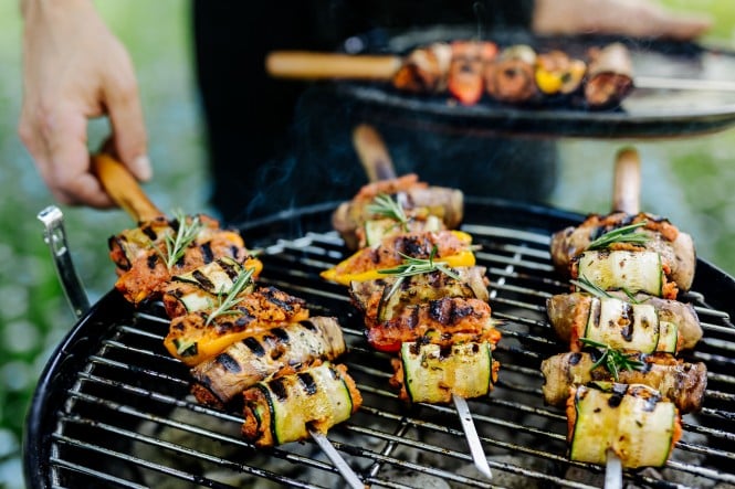 Gefüllte Gemüse Spieße mit Veggie Faschiertem 