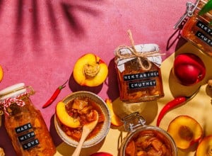 Nektarinen Chutney mit Chili und Ingwer