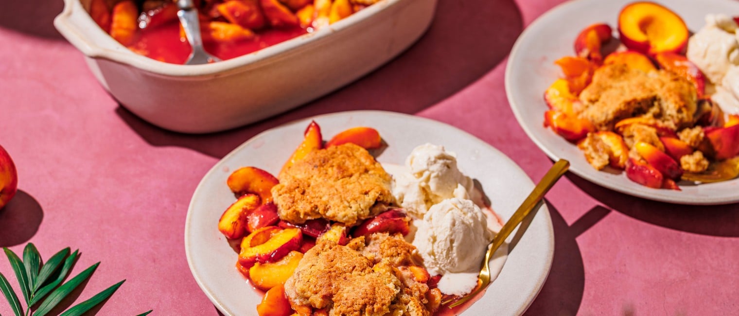 SPAR Mahlzeit! Nektarinen Cobbler mit Vanilleeis