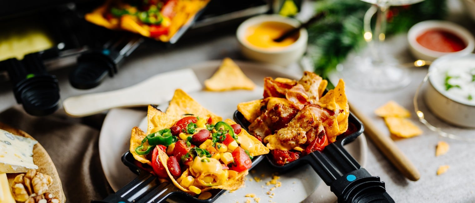 Nachos Raclette „Veggie & Huhn“