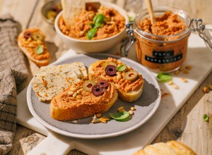 Mediterraner Tofu-Aufstrich