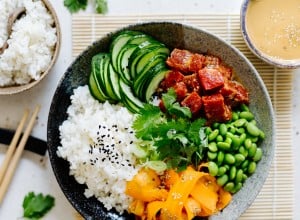 Wassermelonen-Thunfisch mit Asia Bowl 