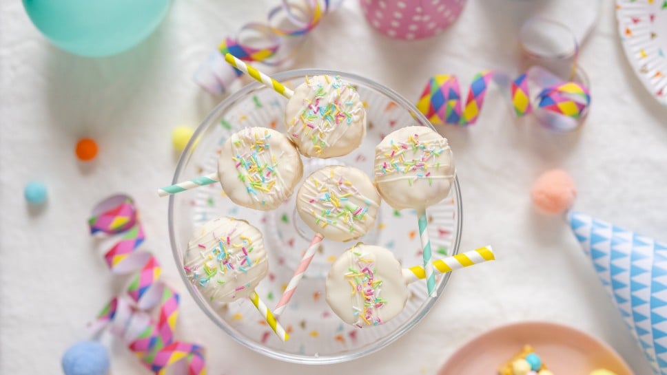 Cakesicles