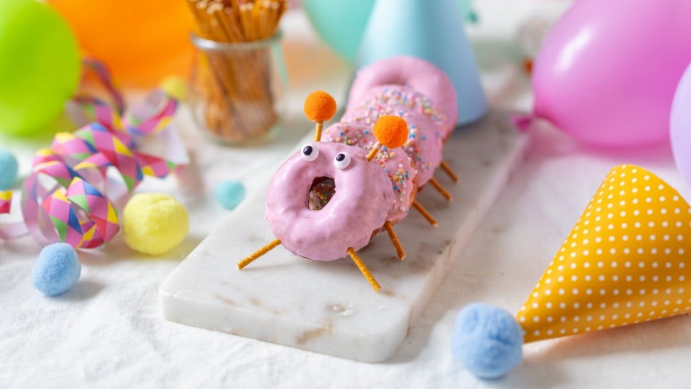 Bunte Donut Raupe