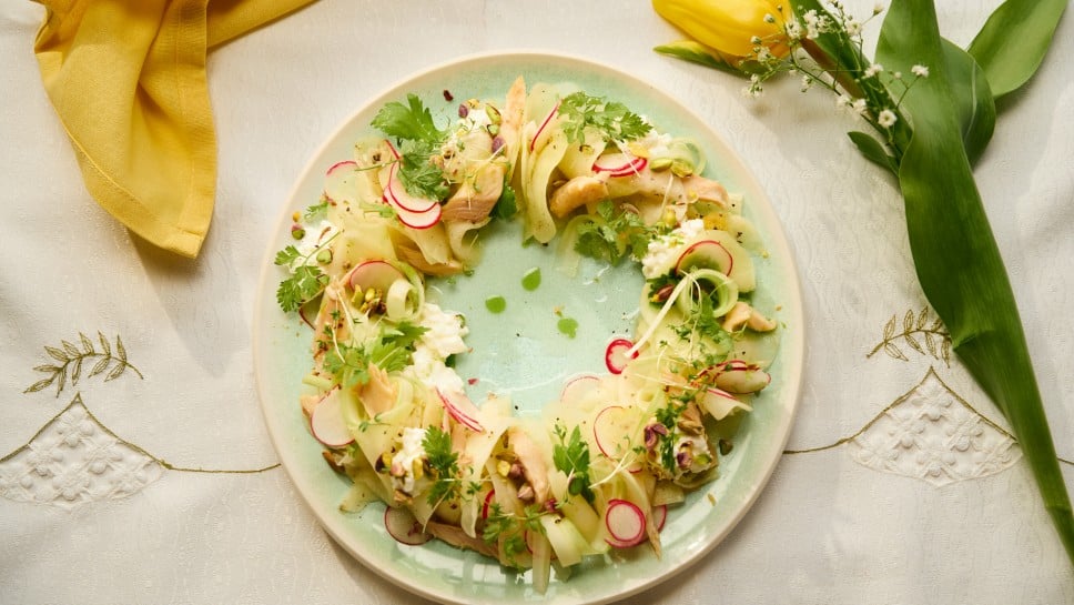 Kohlrabi-Carpaccio mit Radieschen