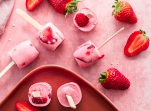 Erdbeer-Skyr-Eis