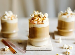 Iced Popcorn-Karamell Latte 