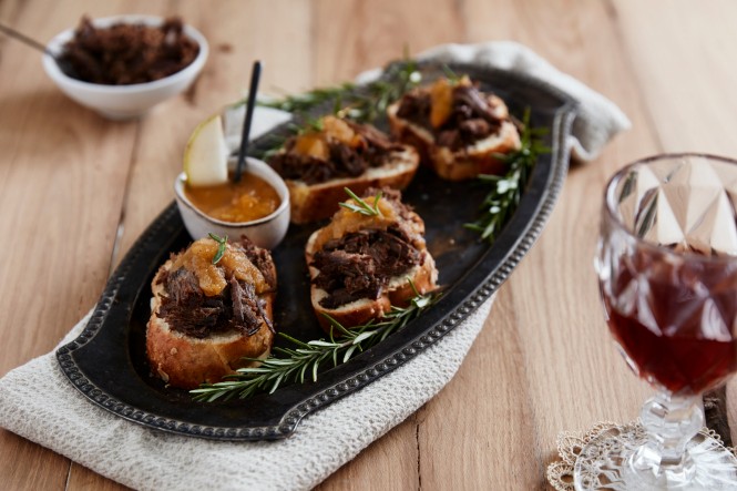 SPAR Mahlzeit Reh mit Brioche & Birnenchutney