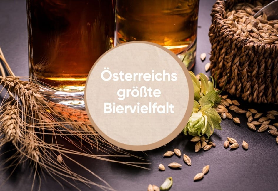 Hopfen, Biergläser mit Bier und Schriftzug "Österreichs größte Biervielfalt"