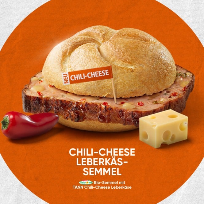 Bio-Semmel mit TANN Chili-Cheese Leberkäse