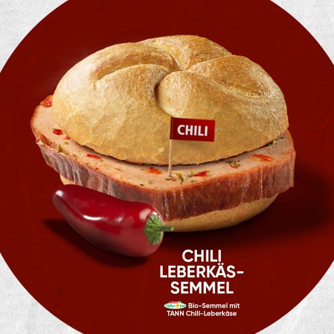 Bio-Semmel mit TANN Chili-Leberkäse