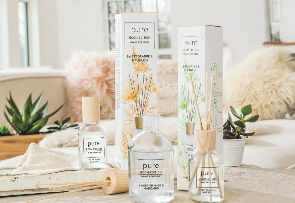 Pure Room Edition, Raumdüfte in Glasflaschen mit Holzstäbchen, verschiedene Duftnoten