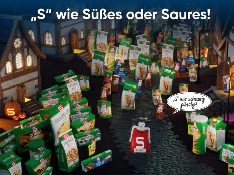 "S" wie Süßes oder Saures! Halloween Börserl tanzt mit diversen S-BUDGET Produkten in einer Halloween Welt