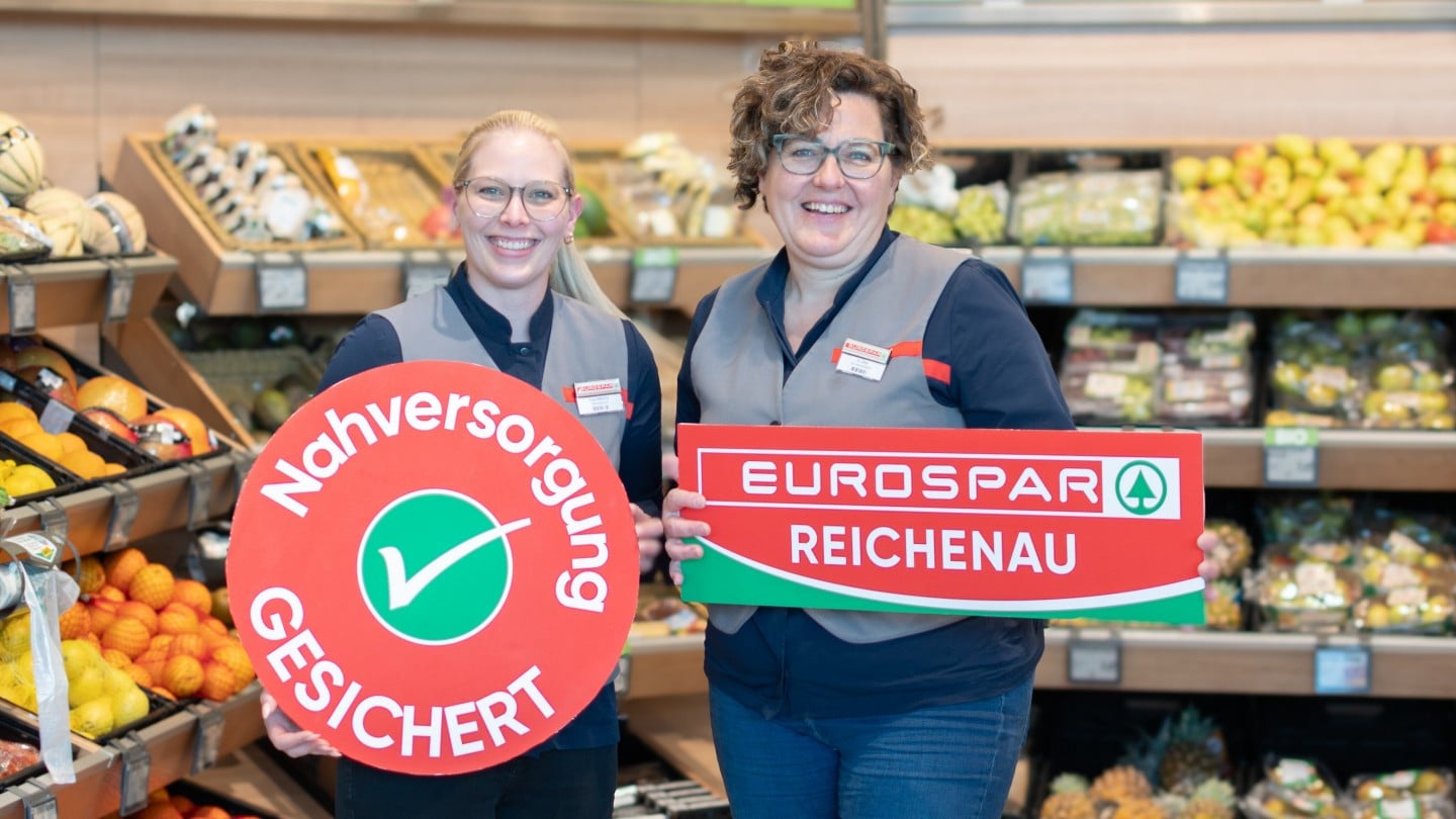 Astrid Uher (re.) übergibt ihren EUROSPAR im Herbst an Vicky Kirisits (li.).