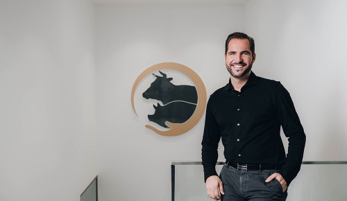 Portrait Florian Hütthaler