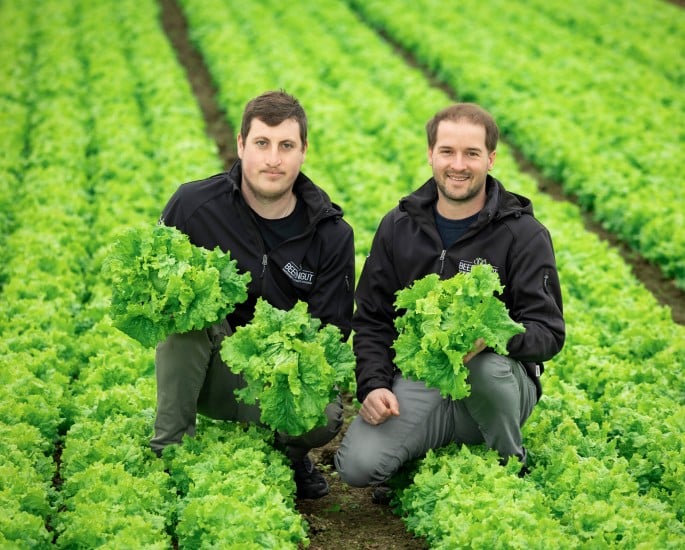 Platzer und Lenz liefern Salat an SPAR