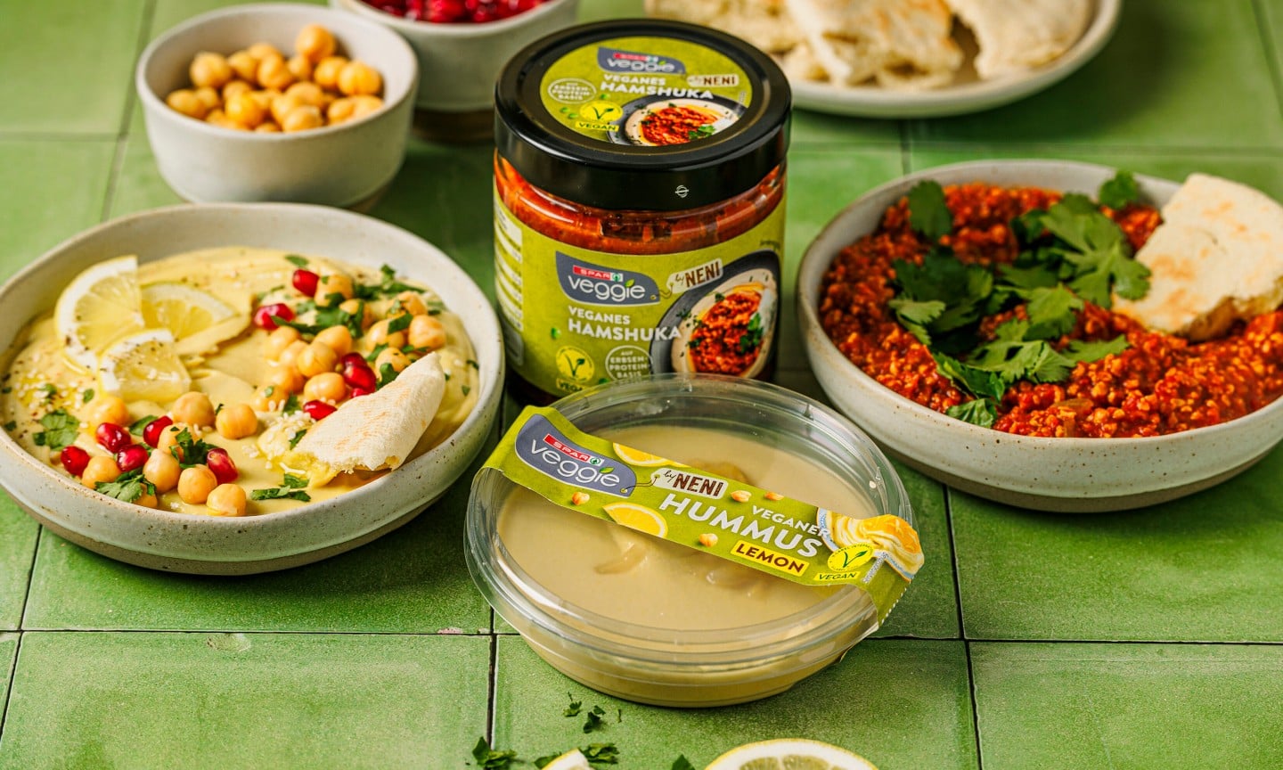 SPAR Veggie Hamshuka, Hummus