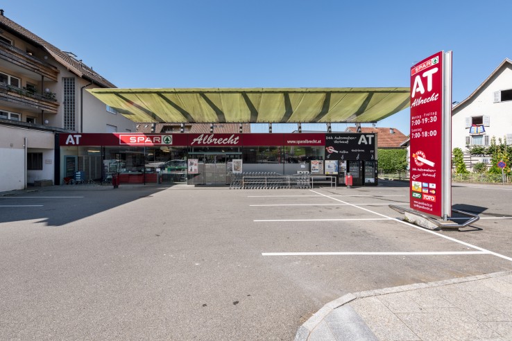 Hier sehen Sie den SPAR Markt in Schwarzach