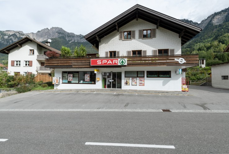 Hier sehen Sie den SPAR Markt in Braz