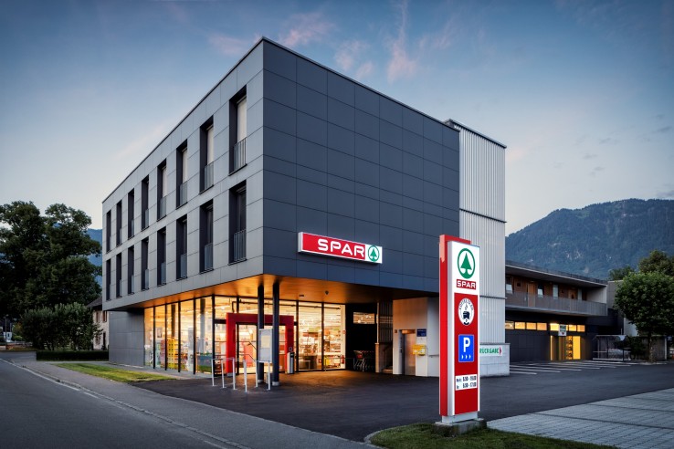Hier sehen Sie den SPAR Markt in Schlins