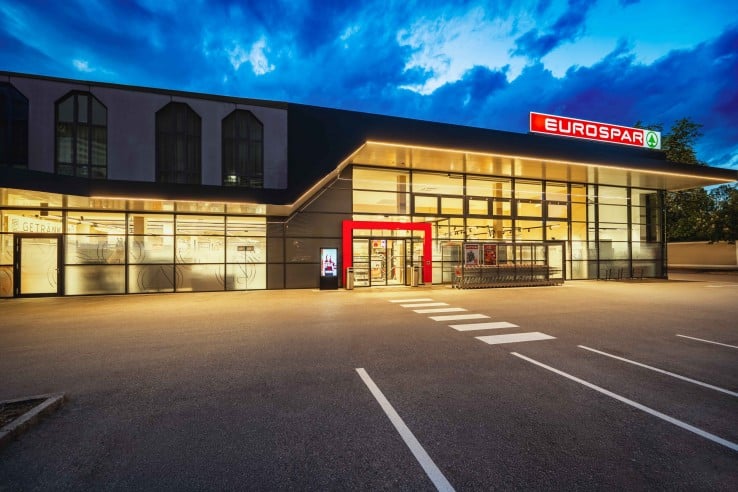 Architekturfoto EUROSPAR Linz, Friedhofstraße