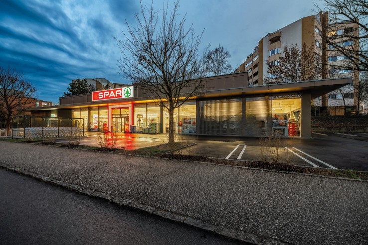 SPAR Linz Dornach von außen