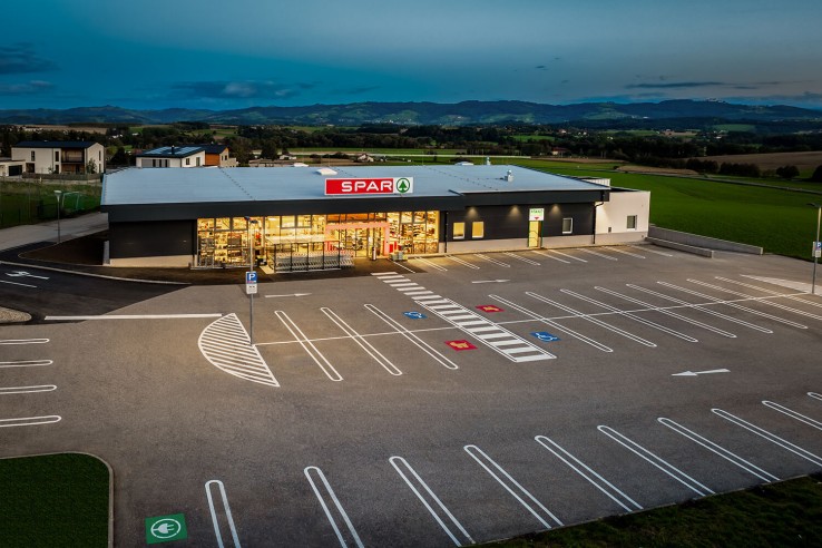 SPAR Ringseis Aschbach von außen