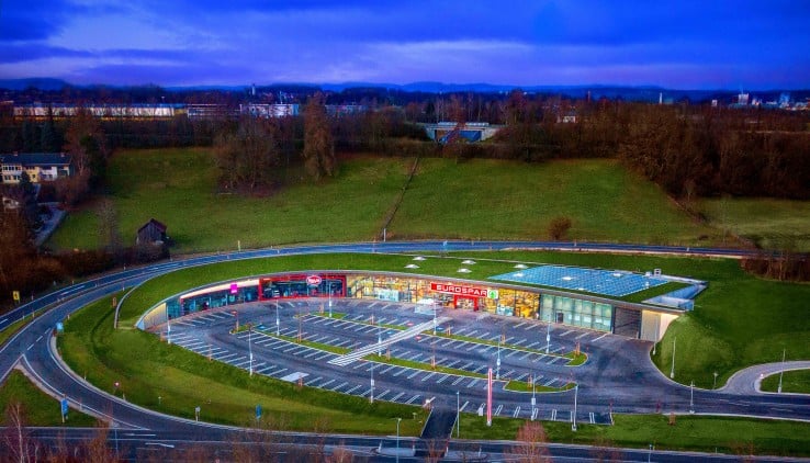 EUROSPAR Seewalchen von außen