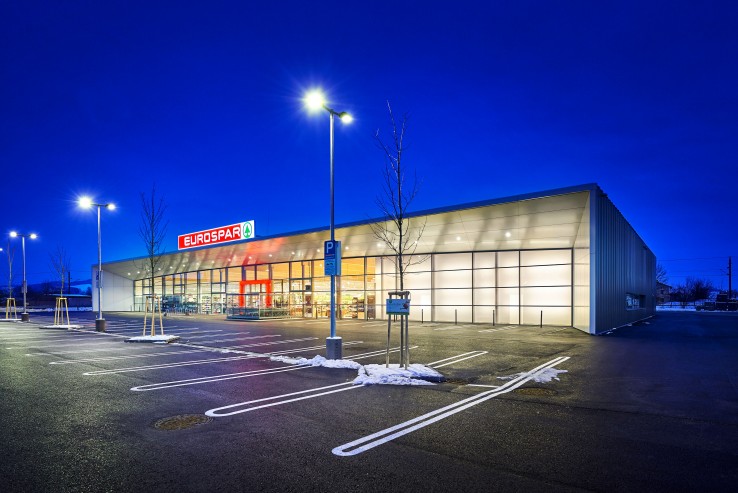 EUROSPAR St. Valentin von außen