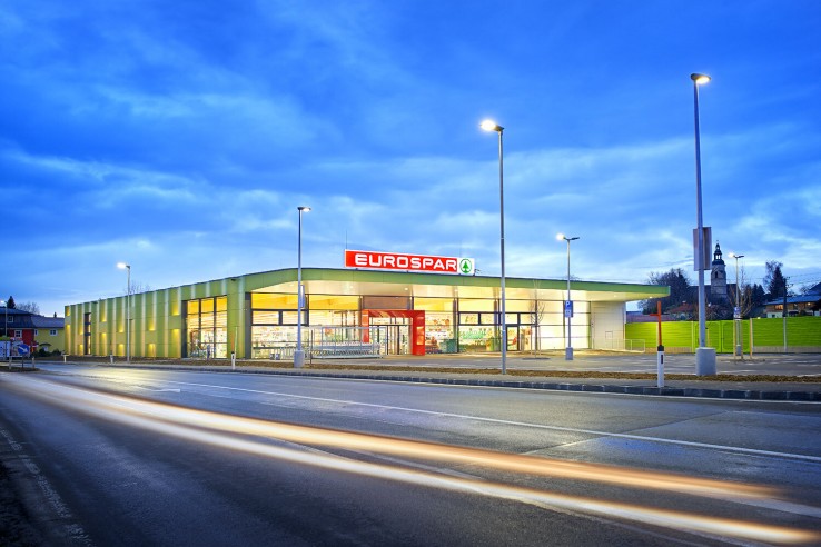 EUROSPAR Straßwalchen von außen