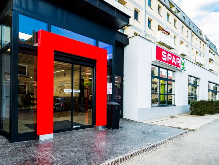 Hier sehen Sie den SPAR Markt in der Rosenhügelstraße