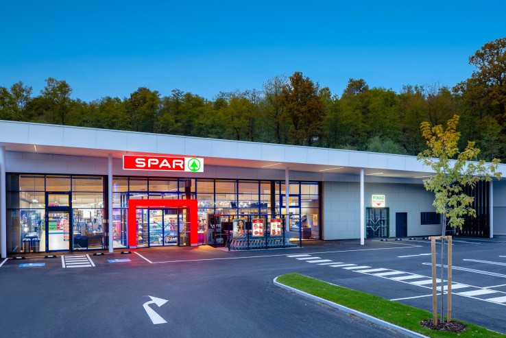 Außenaufnahme der Spar Filiale in der Wiener Straße in Lockenhaus im Burgenland