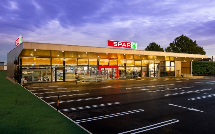 Außenaufnahme der Spar Filiale in Achau in Niederösterreich