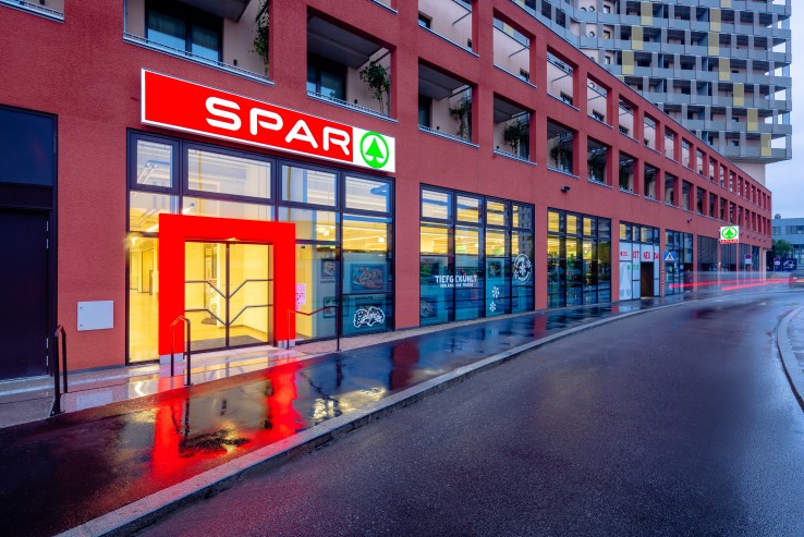 Außenaufnahme der Spar Filiale in der Anne Frank Gasse in Wien