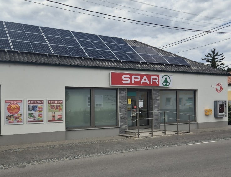 Außenaufnahme der Spar Filiale Fritz in Seefeld-Kadolz