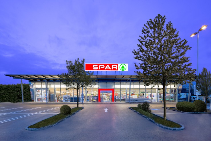 Außenaufnahme der Spar Filiale in der Stattersdorfer Hauptstraße in Sankt Pölten