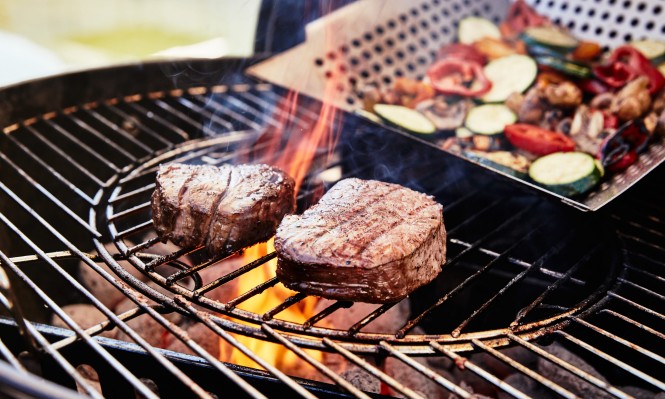 Grillen mit Familie