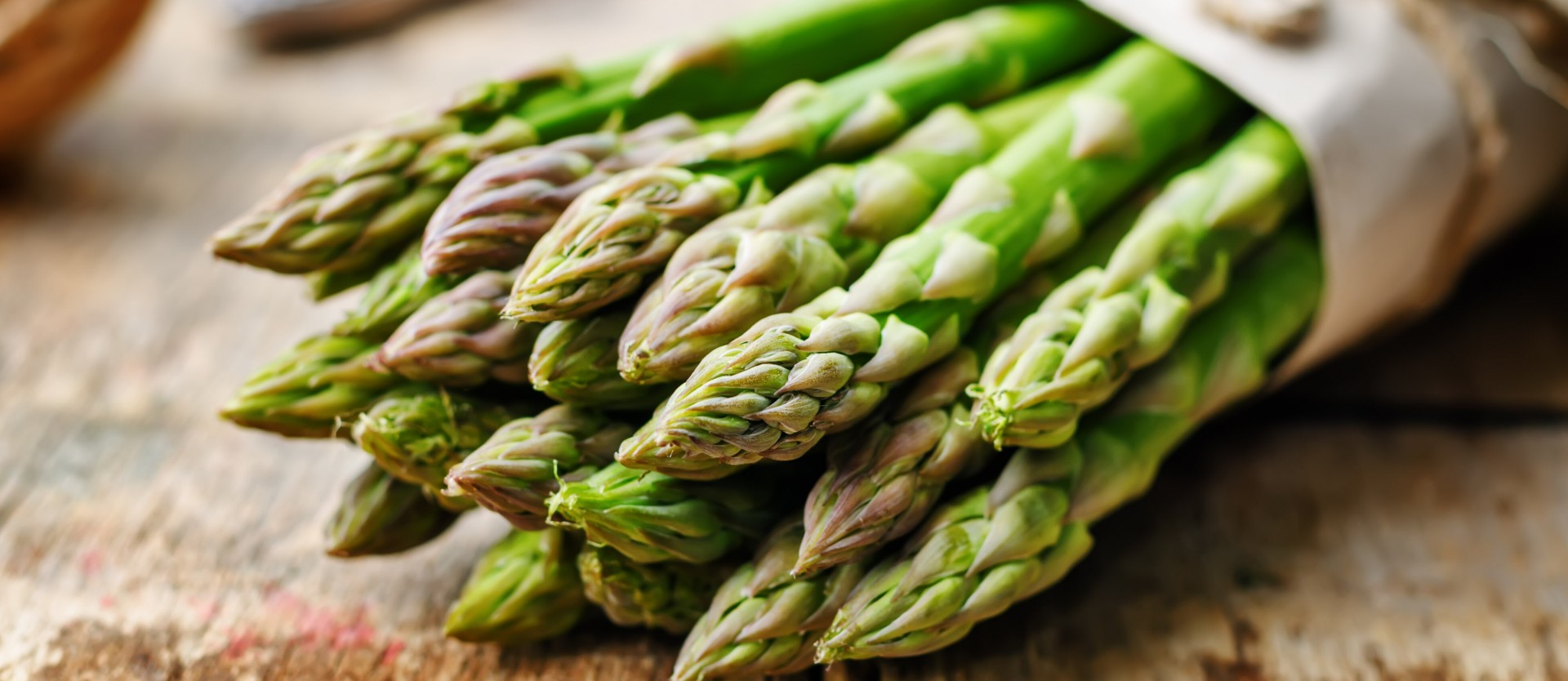 Bio-Spargel grün